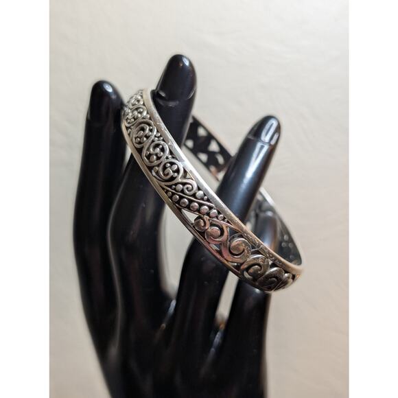 Signed Brighton Silver Tone Scroll Cut Out Bangle Bracelet - Picture 2 of 8